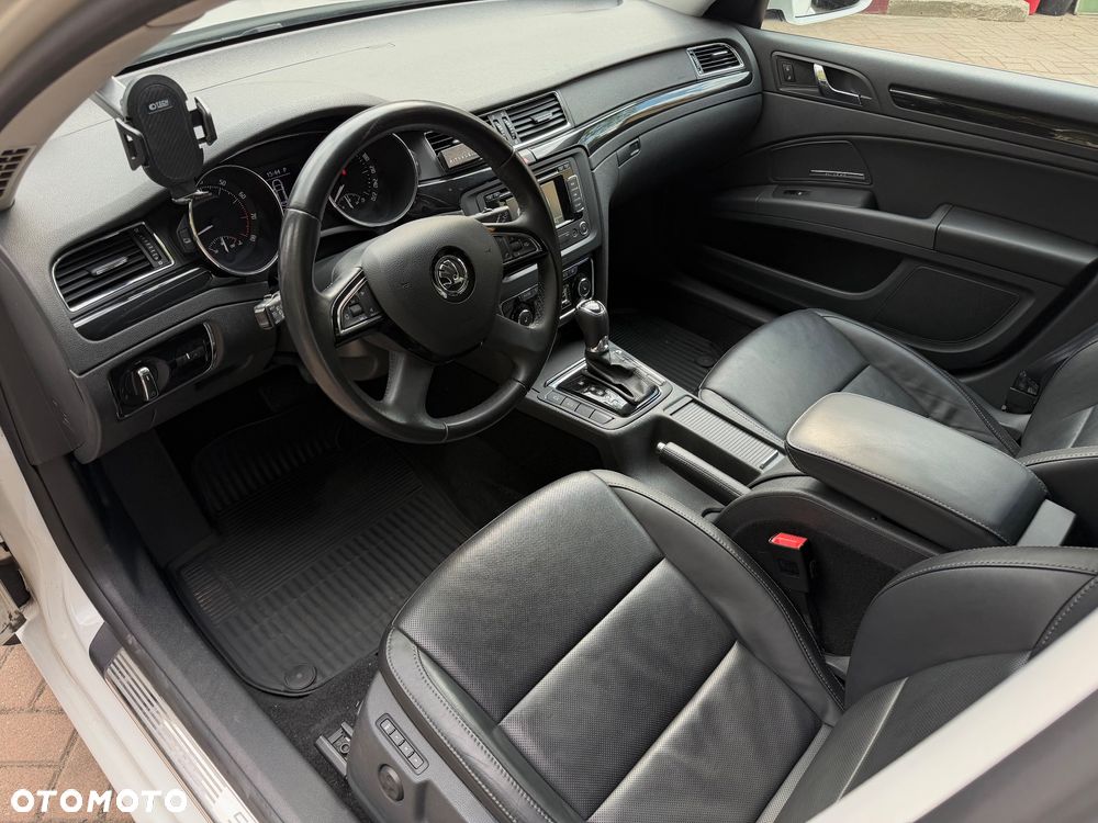 Skoda Superb 2.0 TSI L&K DSG - 16