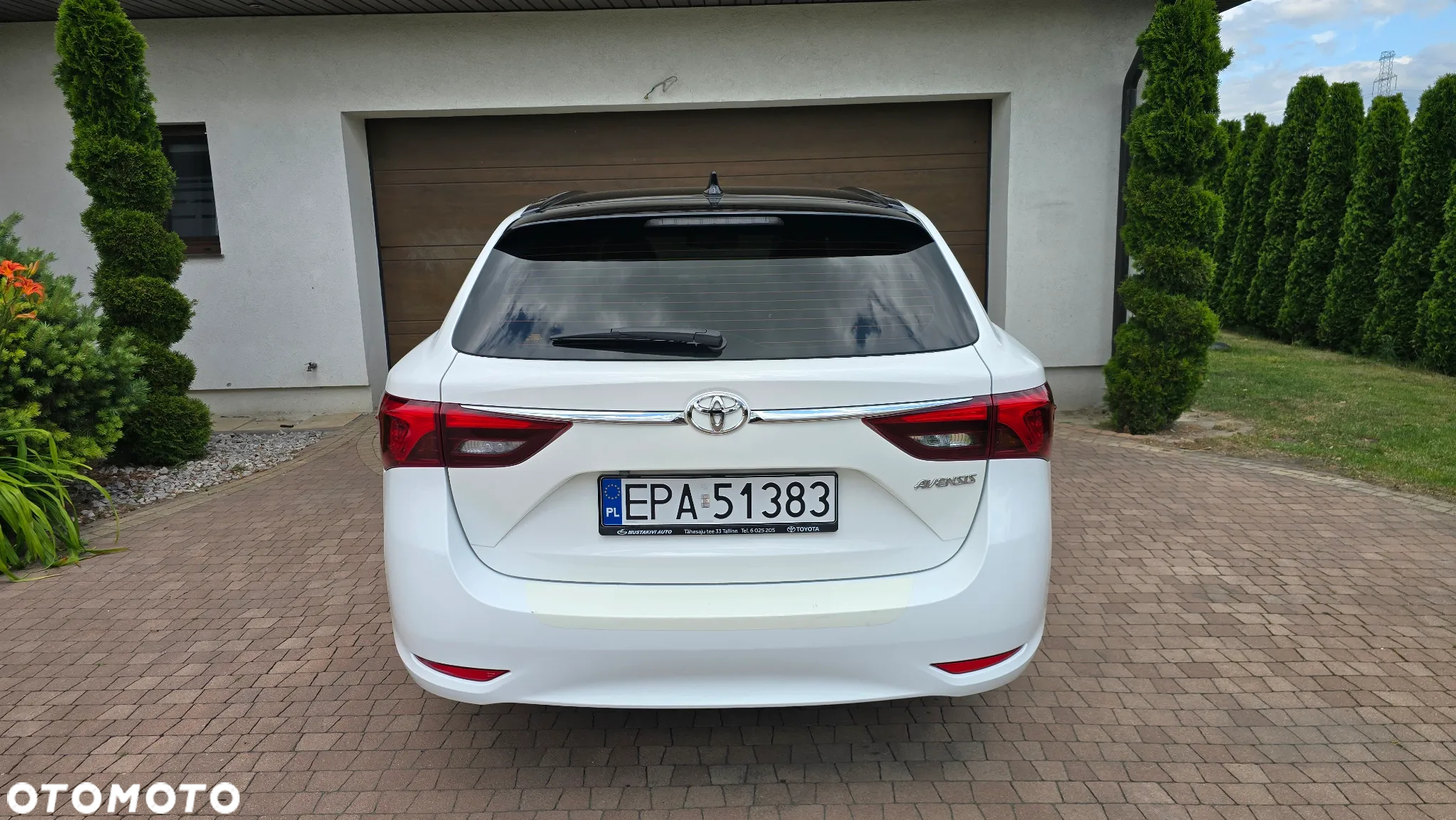 Toyota Avensis - 8