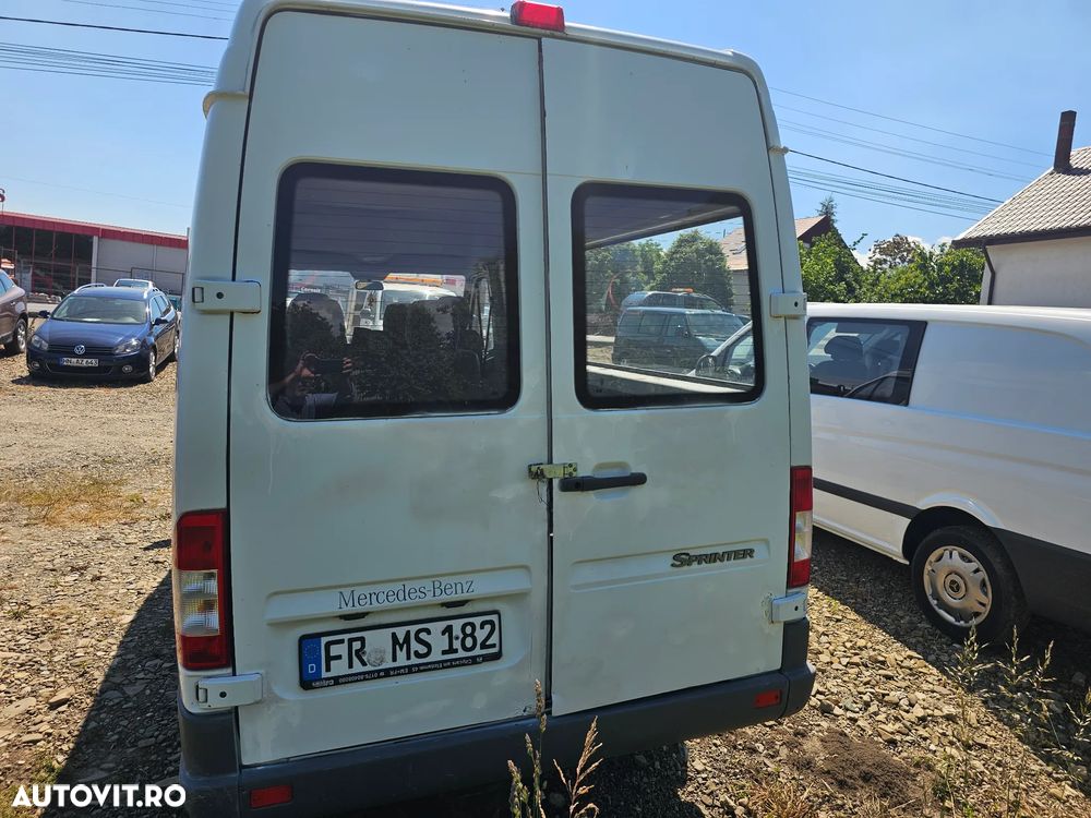 Mercedes-Benz Sprinter - 3