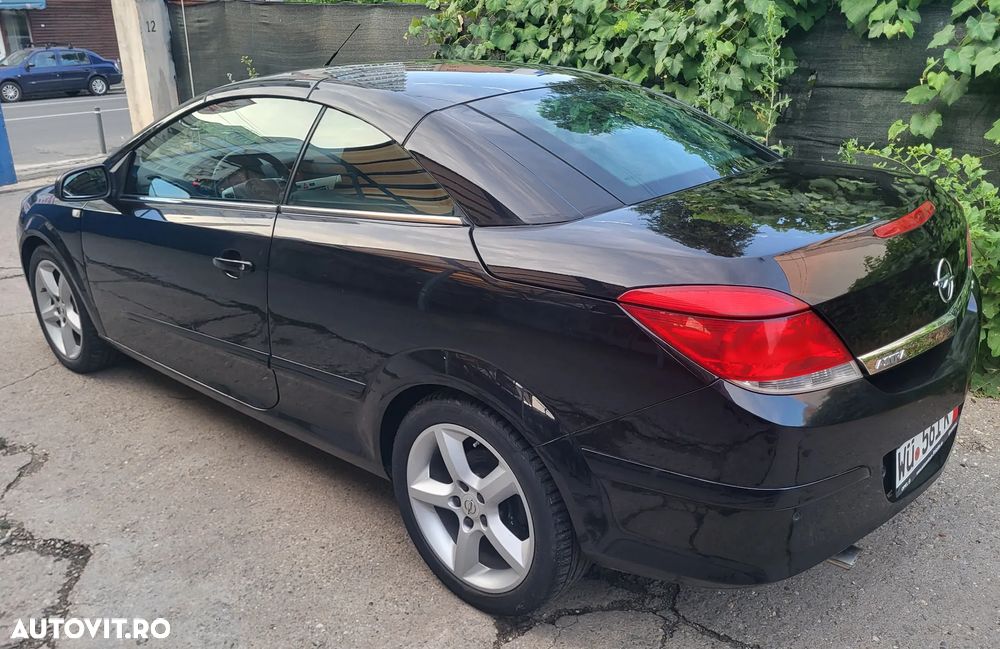 Opel Astra Twin Top 1.8 Cosmo - 2