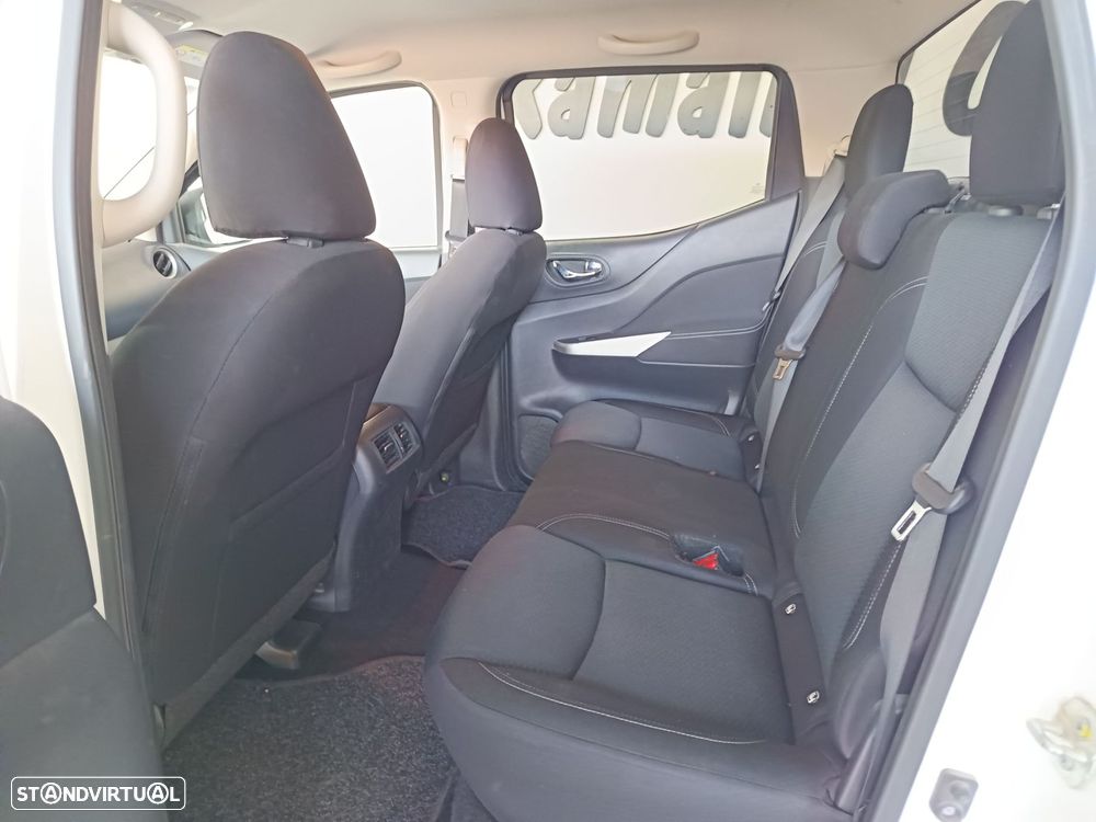 Nissan Navara 2.3 dCi CD 4WD N-Connecta - 15