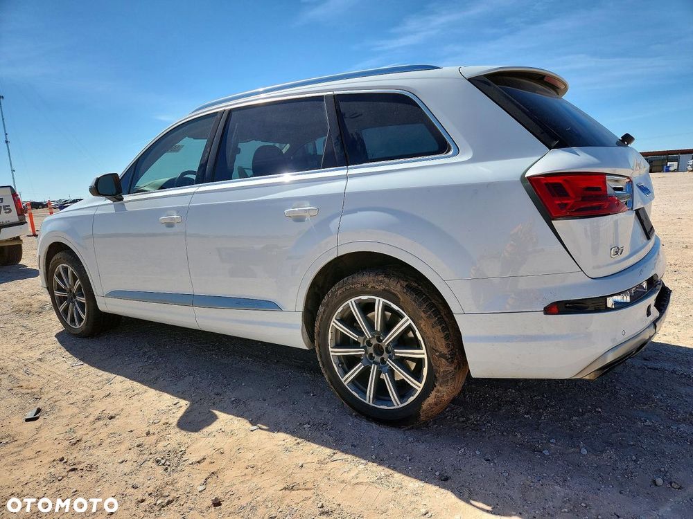Audi Q7 3.0 TFSI Quattro Tiptronic - 5