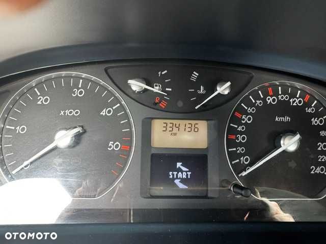 Renault Laguna - 2