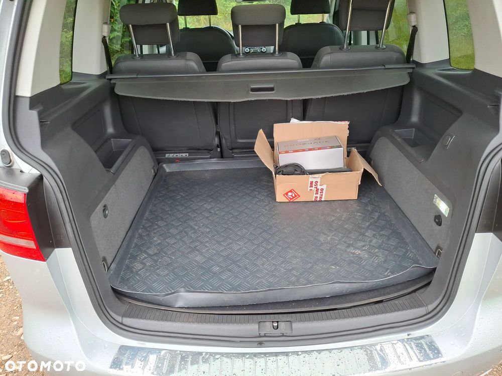 Volkswagen Touran 1.6 TDI DPF Life - 14