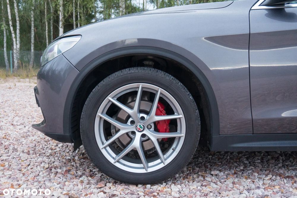 Alfa Romeo Stelvio 2.0 Turbo First Edition Q4 - 11