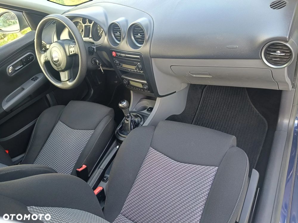 Seat Ibiza 1.4 16V Style - 8