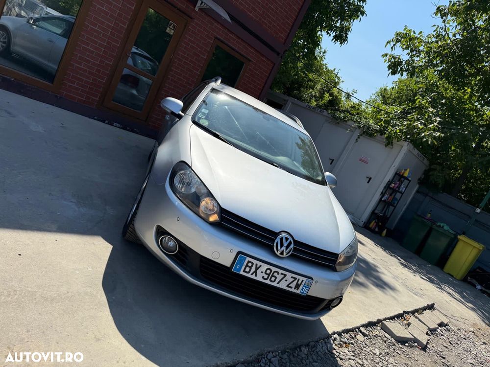 Volkswagen Golf - 34