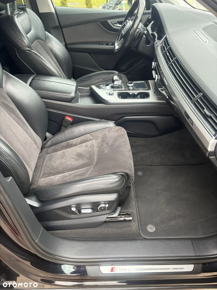 Audi Q7 - 29