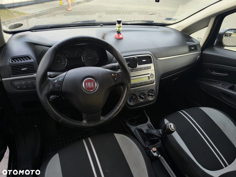 Fiat Grande Punto 1.4 8V - 7