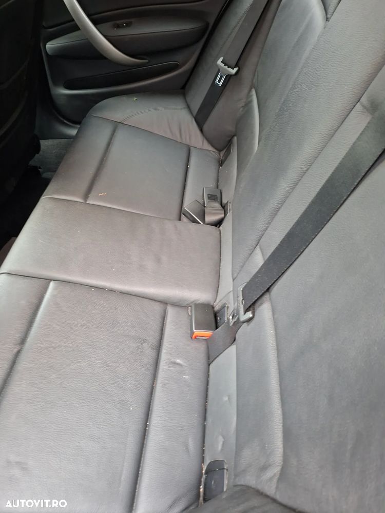 BMW Seria 1 - 24
