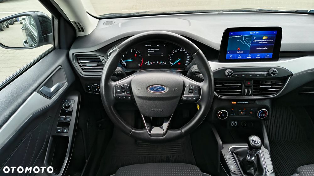 Ford Focus 1.0 EcoBoost Trend - 11