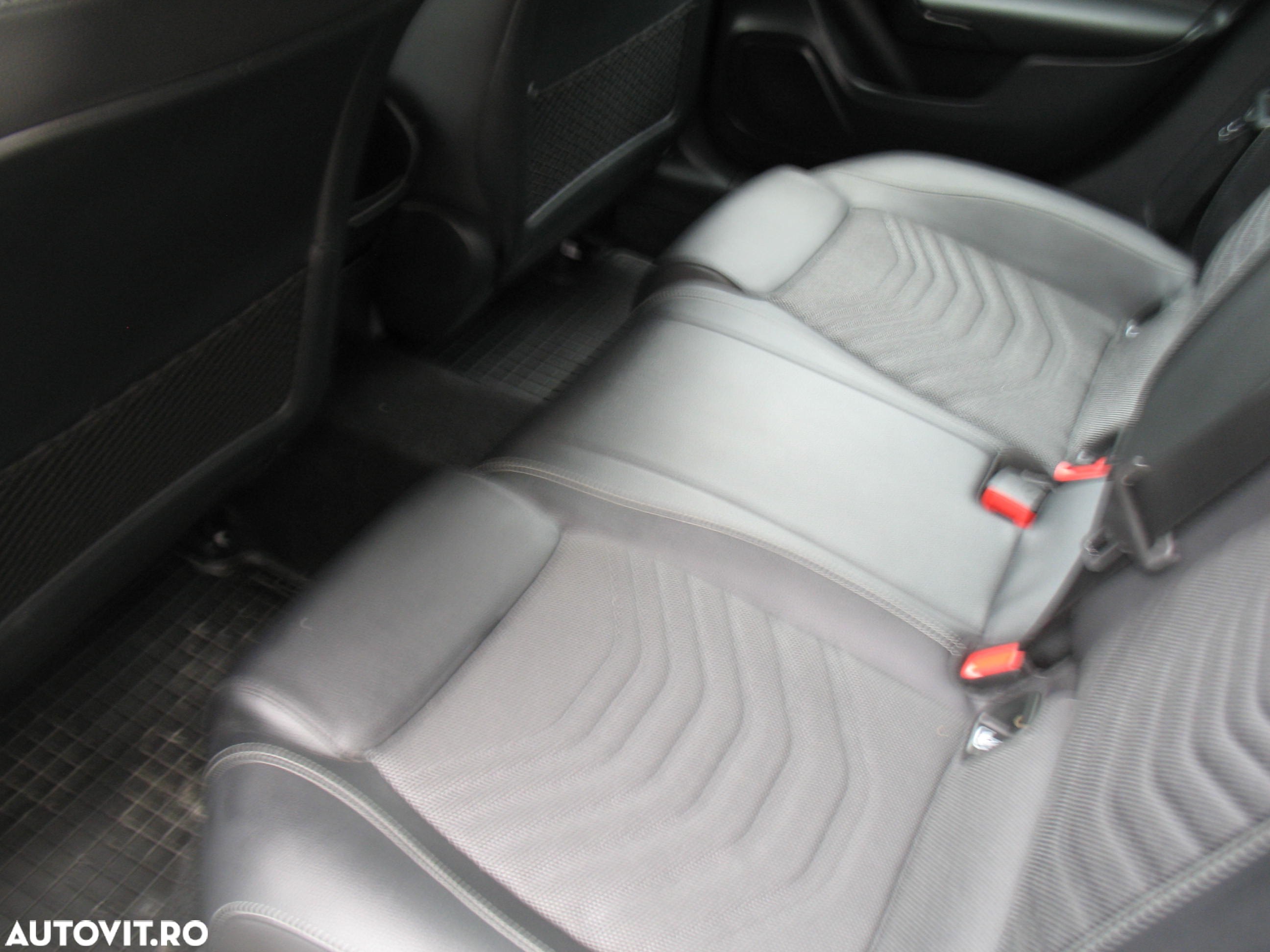 Mercedes-Benz A 180 d 7G-DCT - 13