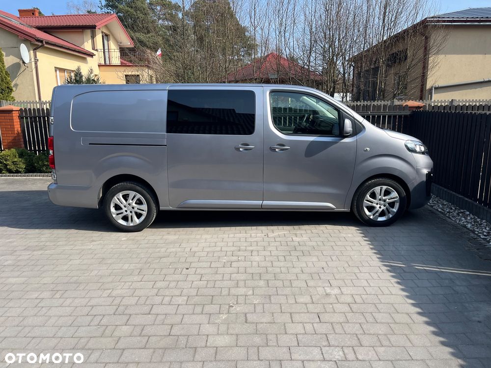 Opel Vivaro - 12