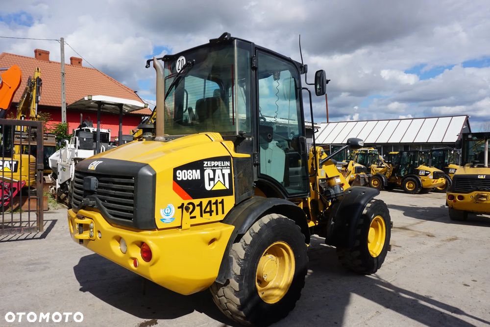Caterpillar CAT 908 M - 4
