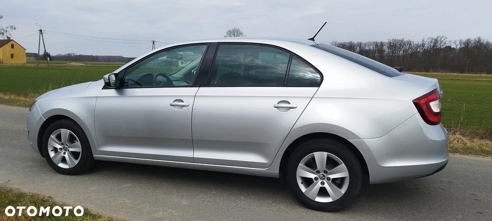 Skoda RAPID 1.0 TSI Style DSG - 10