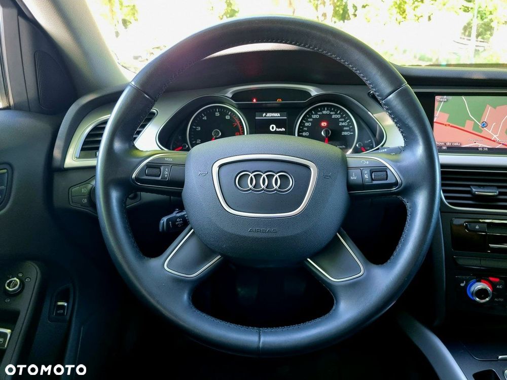 Audi A4 Limousine 1.8 TFSI S line Sportpaket - 16