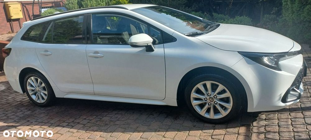 Toyota Corolla 1.8 Hybrid Comfort - 18