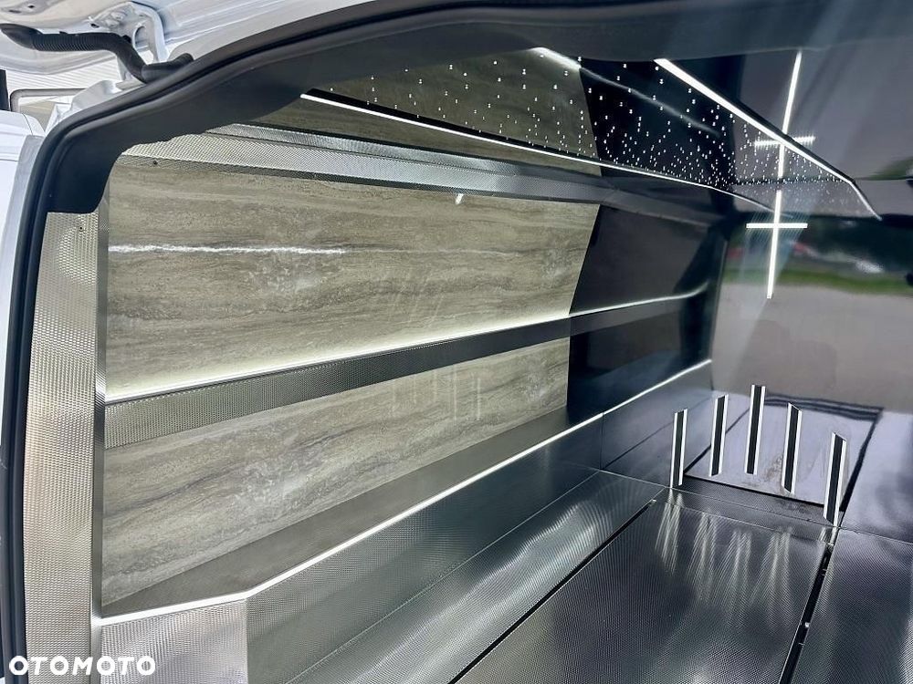 Mercedes-Benz eVito - 10