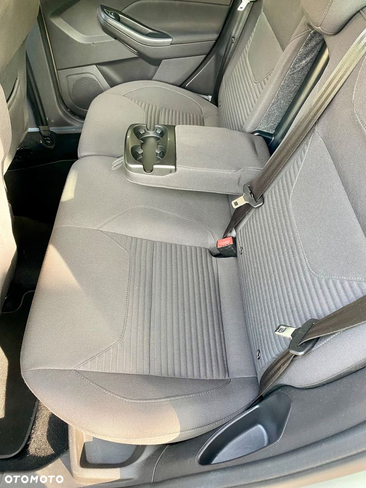 Ford Focus 1.0 EcoBoost Gold X (Trend) - 24