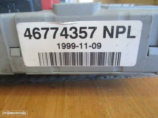 Caixa Fusiveis  46774357 FIAT PUNTO 2 1999 1.2 I - 3