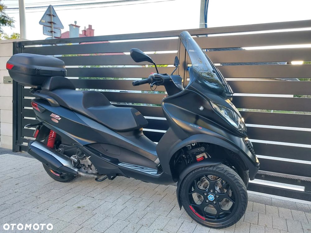 Piaggio MP-3 - 4