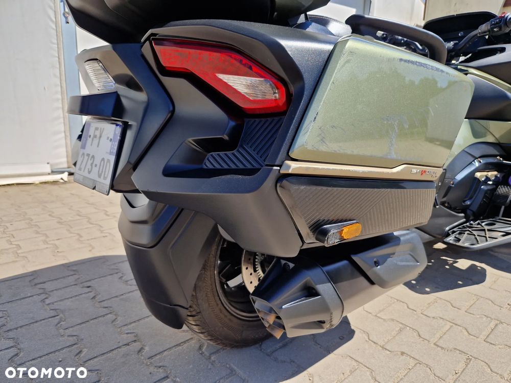 Can-Am Spyder - 27