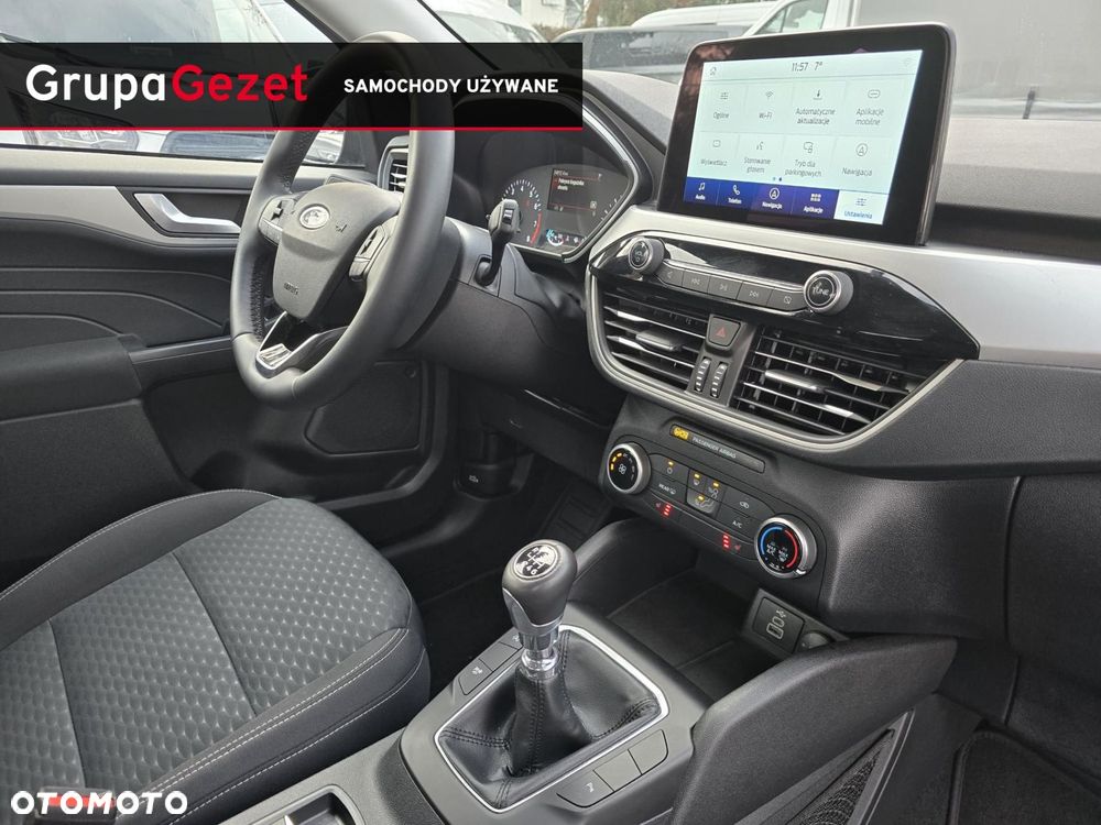 Ford Kuga - 30