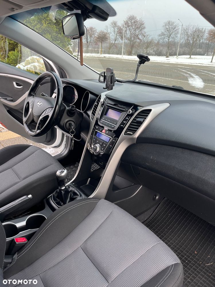 Hyundai i30 1.6 CRDi BlueDrive Run - 10