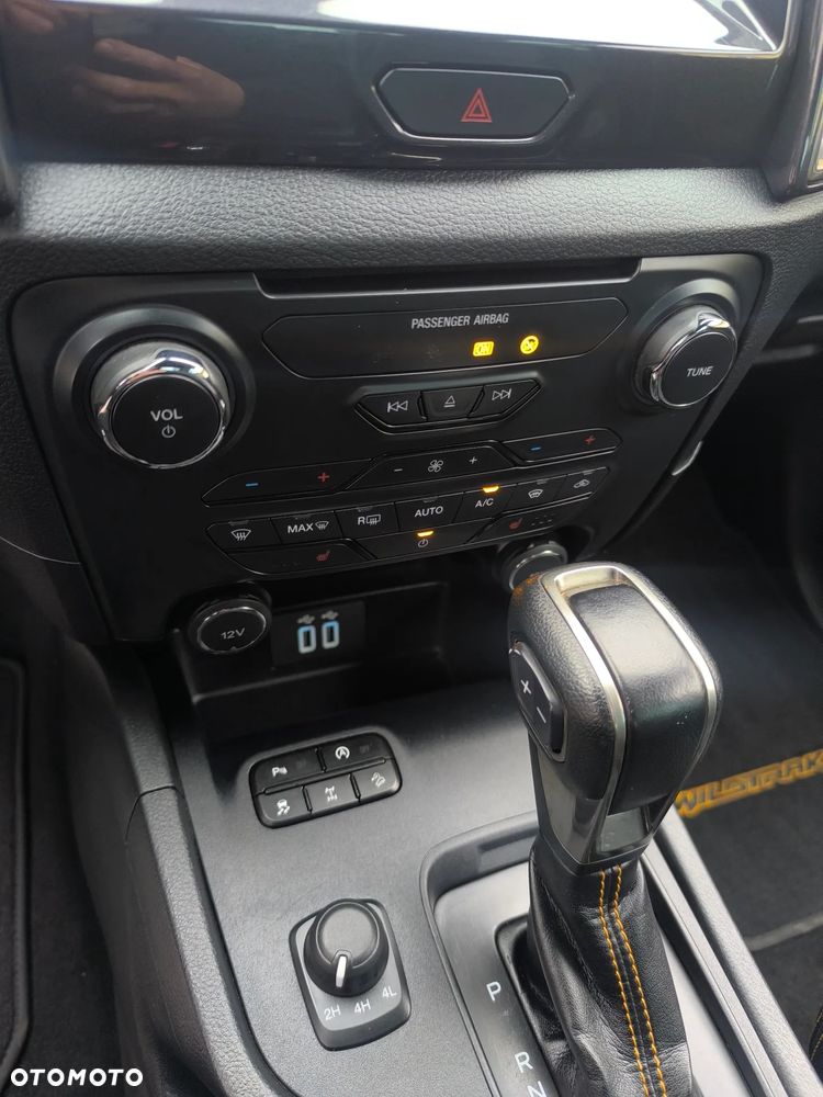 Ford Ranger 2.0 EcoBlue 4x4 DC Wildtrak - 30