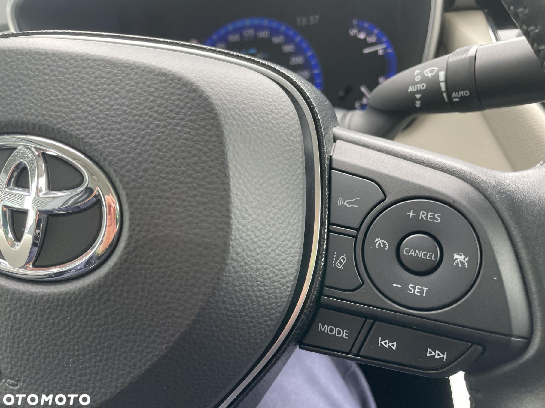 Toyota Corolla - 25