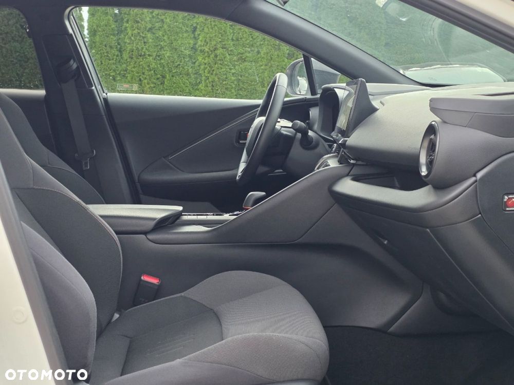 Toyota C-HR 1.8 Hybrid Teamplayer - 18