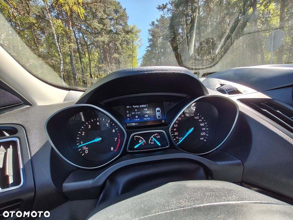 Ford Kuga - 23