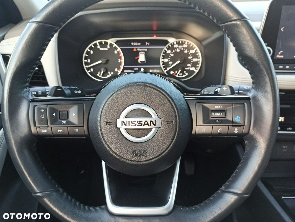 Nissan Rogue - 16