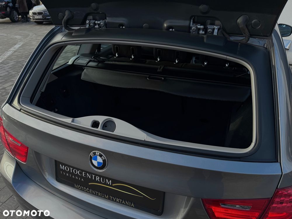 BMW Seria 3 320d DPF - 35
