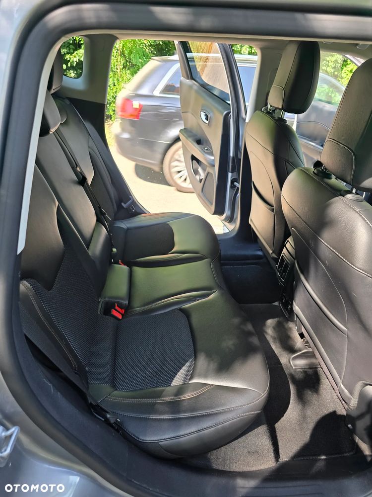 Jeep Compass 2.0 MJD Limited 4WD S&S - 23
