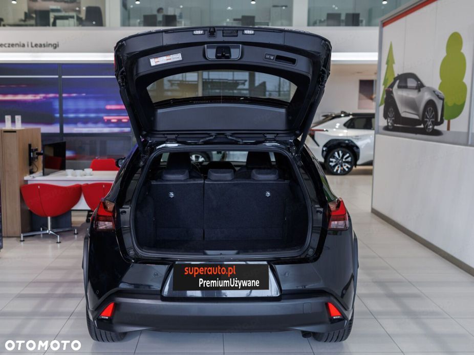 Lexus UX - 10