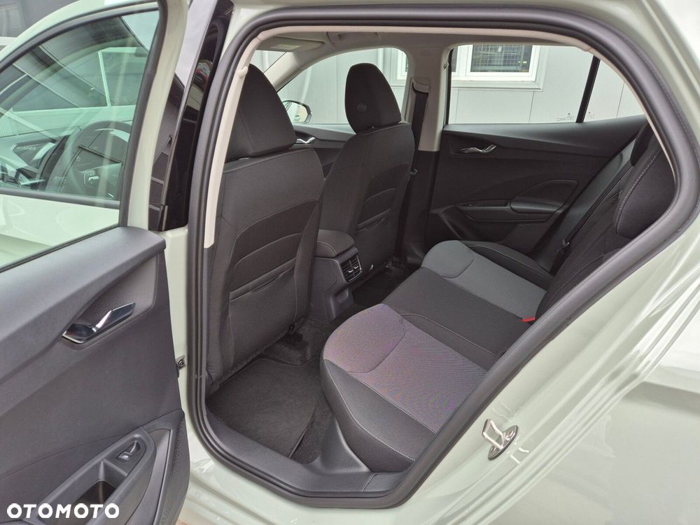 Skoda Fabia 1.0 TSI Drive DSG - 10