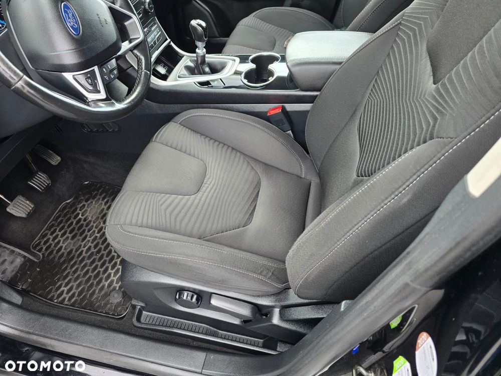 Ford S-Max 2.0 TDCi Titanium - 18