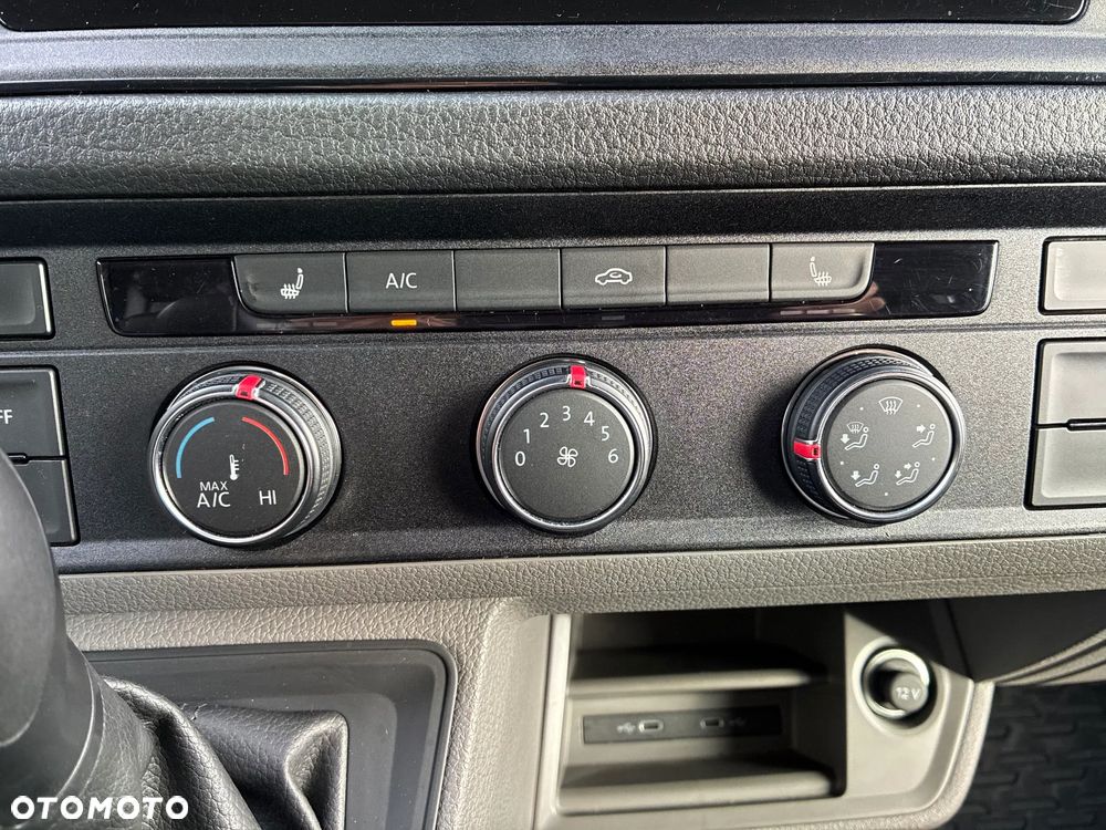 Volkswagen Crafter - 17