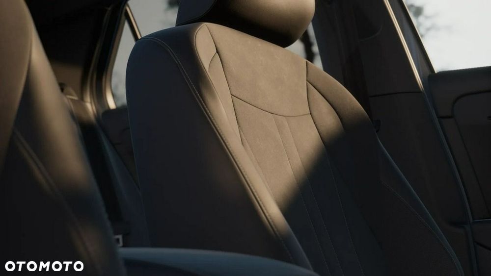 Volkswagen T-Roc - 16