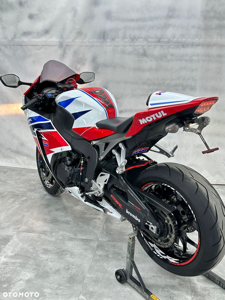 Honda CBR - 9