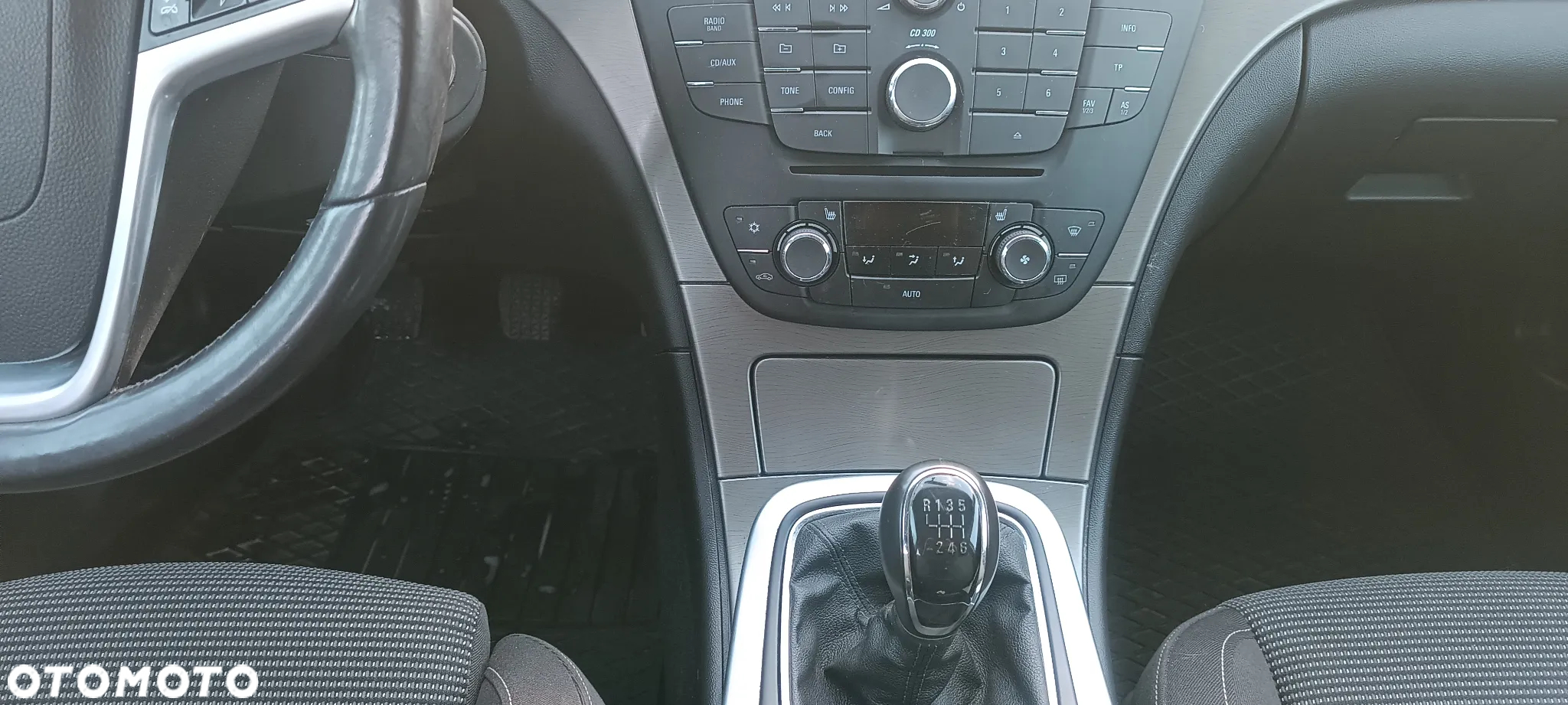 Opel Insignia - 14