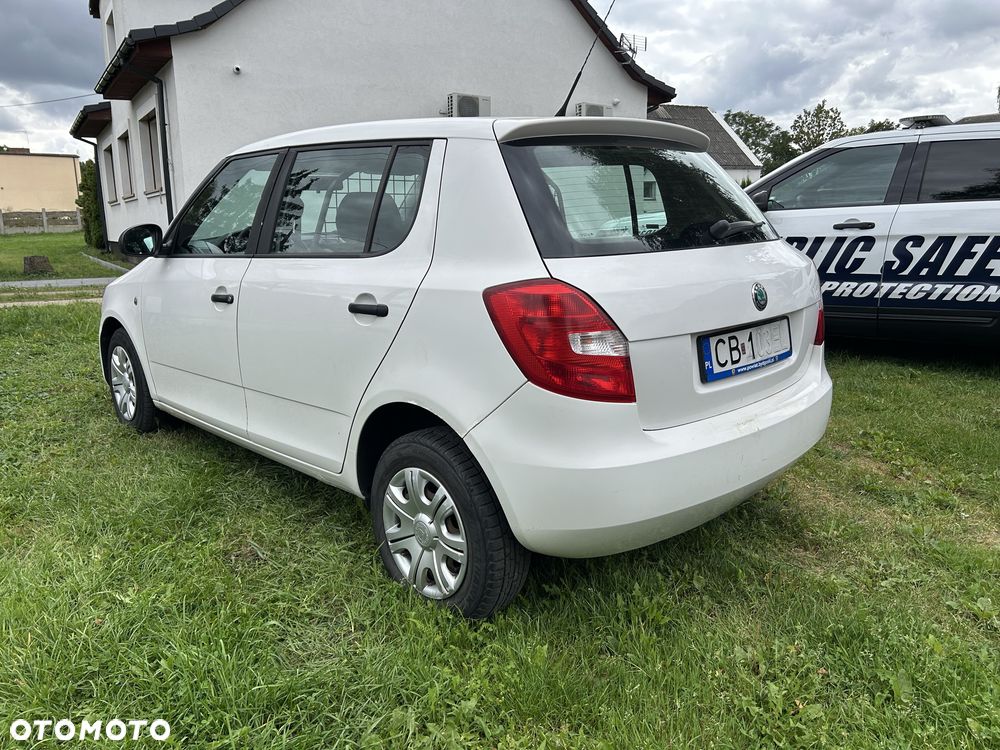 Skoda Fabia - 4