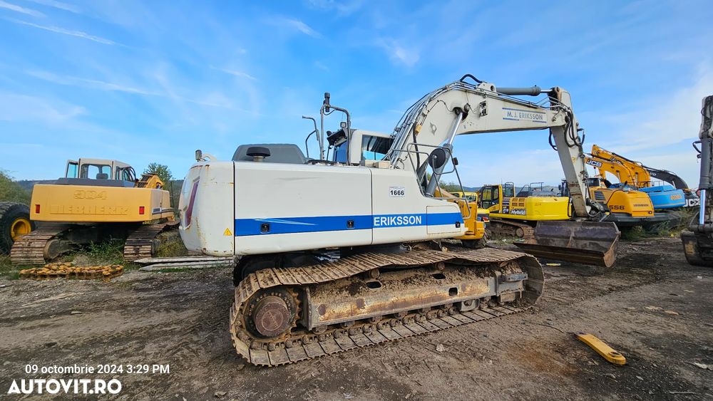 Liebherr R 924 Excavator pe senile - 20