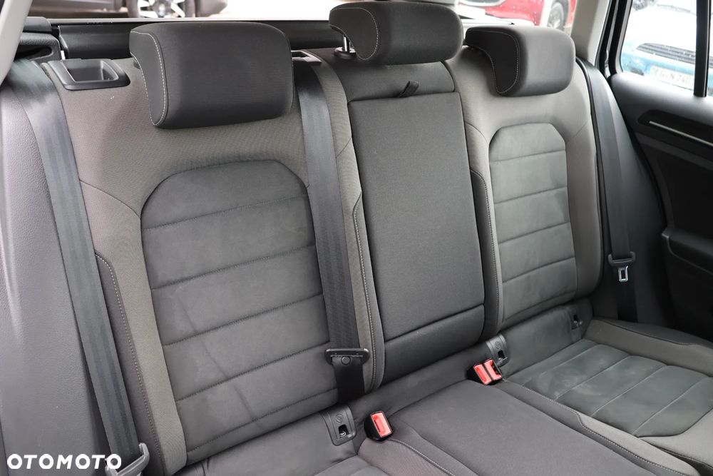 Volkswagen Golf Variant 1.5 eTSI OPF DSG Style - 16