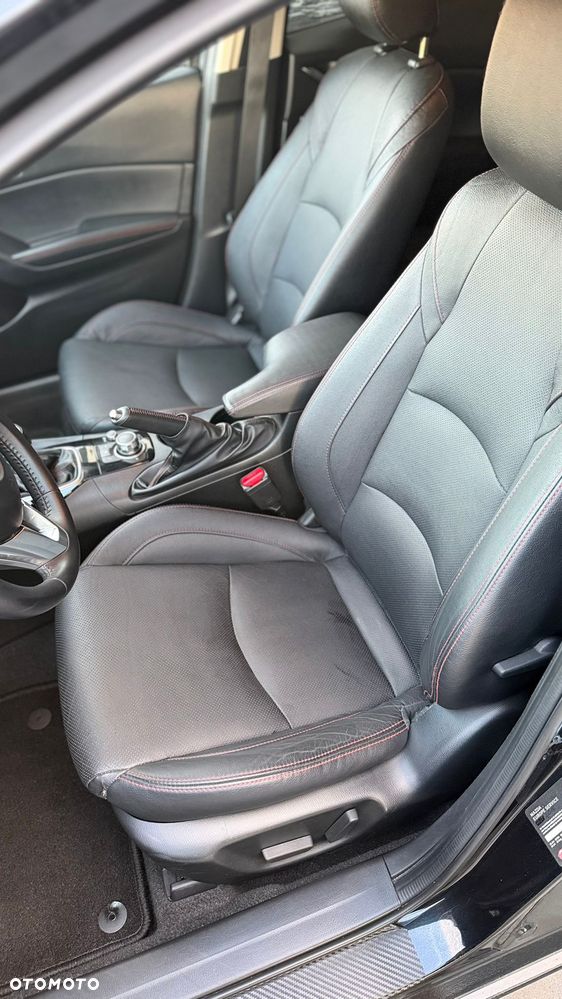 Mazda 3 - 13