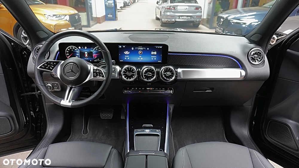 Mercedes-Benz GLB 200 7G-DCT - 14