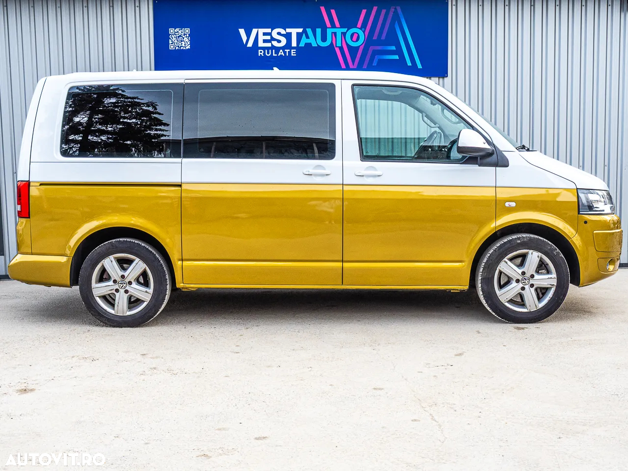 Volkswagen Multivan - 19
