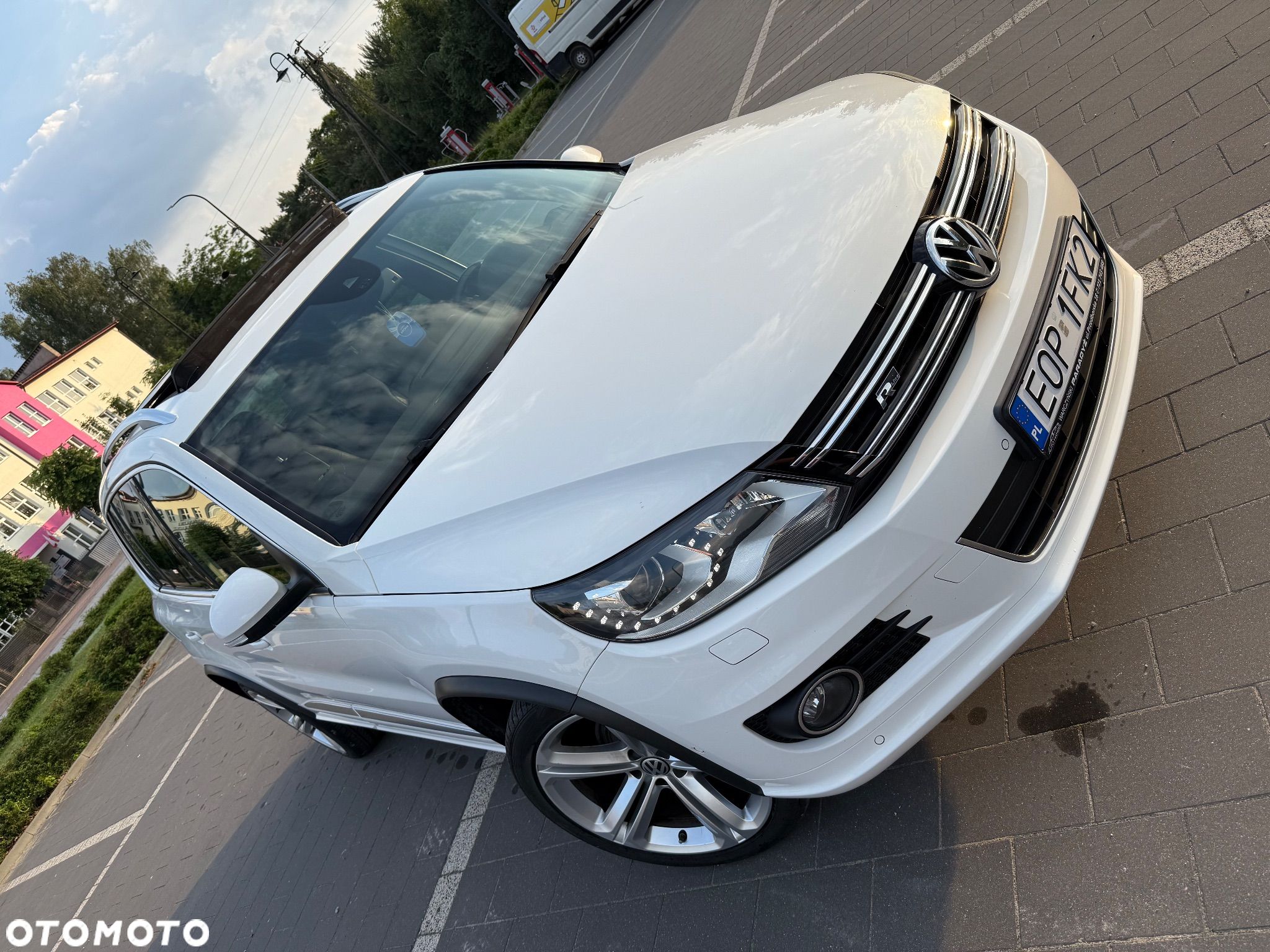 Volkswagen Tiguan 2.0 TDI 4Mot R-Style DSG - 1