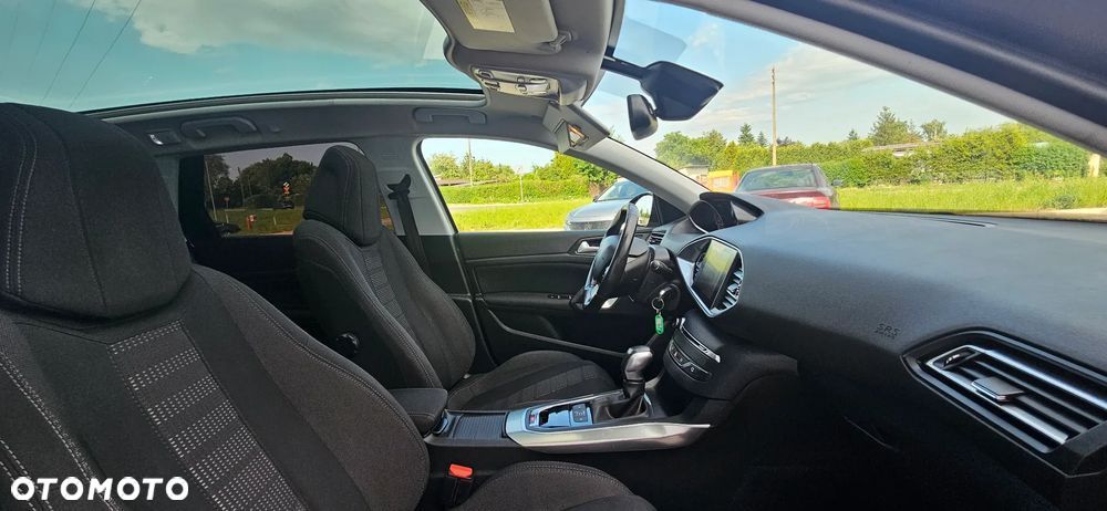 Peugeot 308 - 6